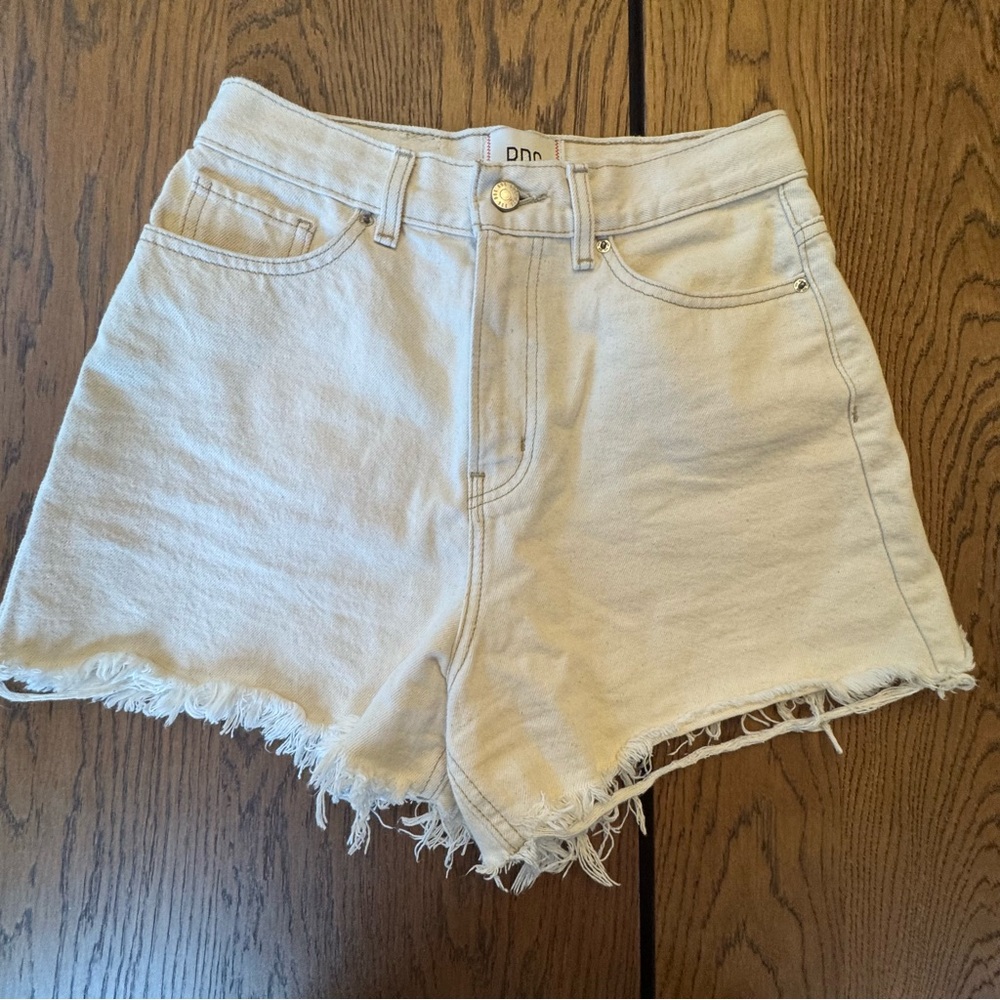BDG Cream Frayed Hem Jean Shorts‎ A-Line Short 29 Cut Off Distressed High Rise
